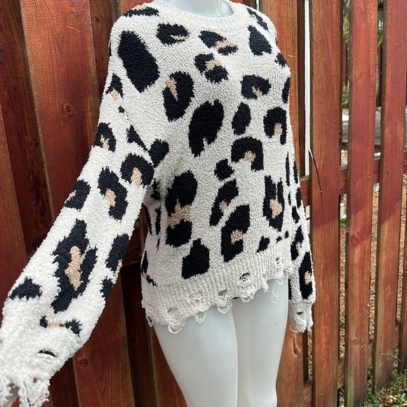 Altar’d State Women’s Leopard Print Sweater Black Tan Size S